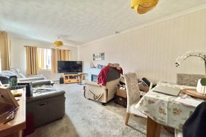 Lounge Diner- click for photo gallery